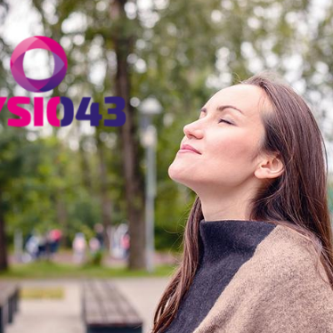 Vrouw heeft goede ademhaling
